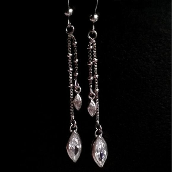 Sterling silver cz dangle drop earrings 🆕 - Picture 4 of 4